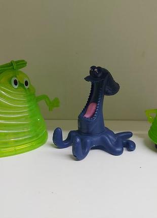 Фигурка лот монстры на каникулах игрушка