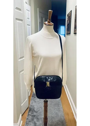 Salvatore ferragamo винтажная сумка.