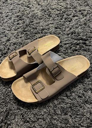 Шлопанці birkenstock