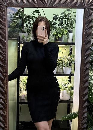 Сукня чорна жіноча на с-м