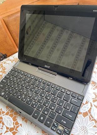 Планшет acer зі зйомною клавіатурою