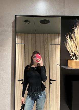 Продам кофтинку guess