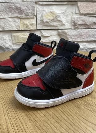 Дитячі кросівки sky jordan 1 «bred toe