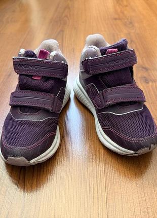 Черевики для дівчинки viking aery mid wp dusty pink, 27 р.