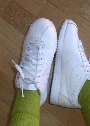 Жіночі кросівки nike cortez white on white 38 розмір (24 см)
