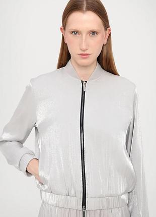 Женский бомбер armani exchange с блеском