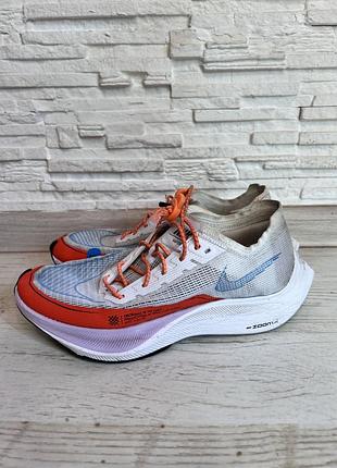 Легкі спортивні кросівки nike zoom x vaporfly