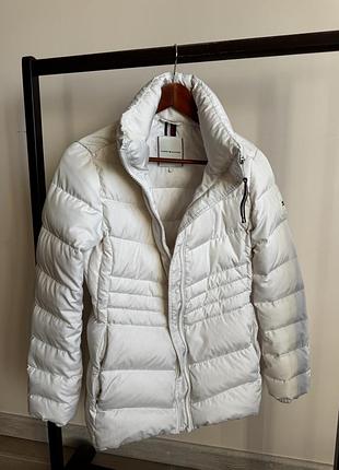 Куртка пуховик дуже тепла tommy hilfiger s нюанс