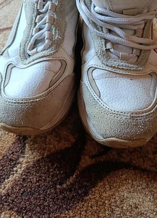 Продам кроссы puma женские