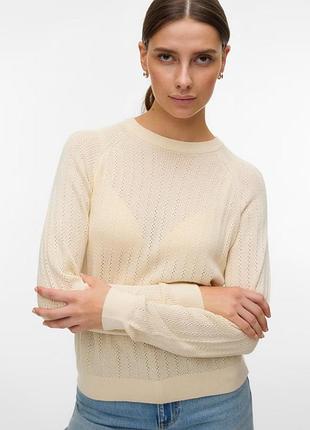 Жіночий молочний прямий джемпер vero moda