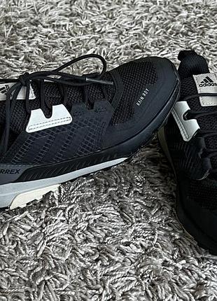 Термо кросівки adidas terrex 32  розміру 2