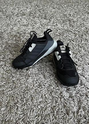 Термо кросівки adidas terrex 32  розміру