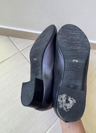 Продам шкіряні туфлі nina 4