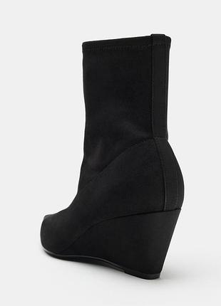 Ботинки на танкетке zara 5