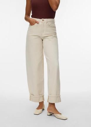 Женские молочные wide джинсы vero moda