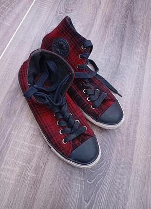 Чоловічі кеди бренду converse