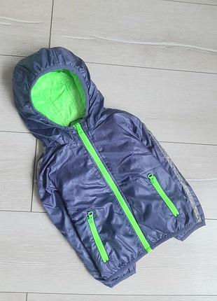 Куртка легкая на девочку 3-4 года benetton