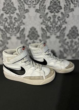 Кроссовки, хайтопы, кеды nike