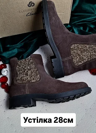 Clarks оригінал замшеві коричневі водостійкі  жіночі черевики великого розміру