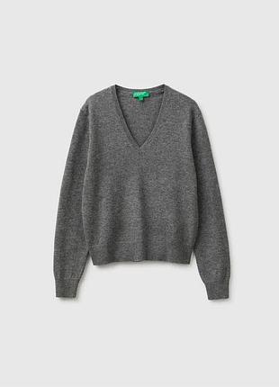 Жіночий сірий прямий светр benetton