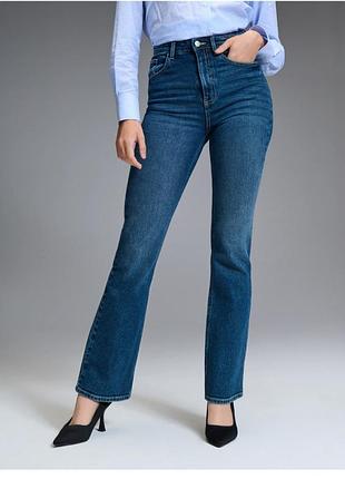Женские джинсы,модель bootcut