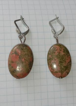 Серьги подвески женские из натурального камня унакот зеленые коричневые