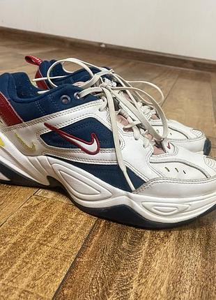 Кросівки жіночі nike w m2k tekno білі, сині, червоні