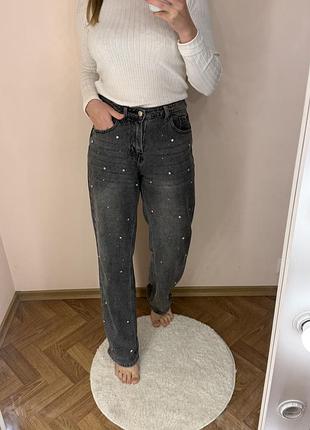 Джинси з камінцями стразами 38 (м)