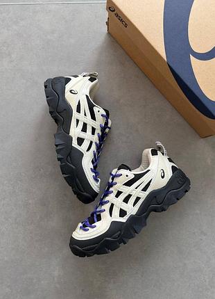 Asics gel-pickax white black