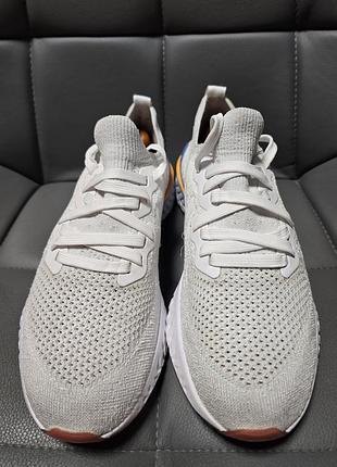 Nike epic react white knit fabric low 5