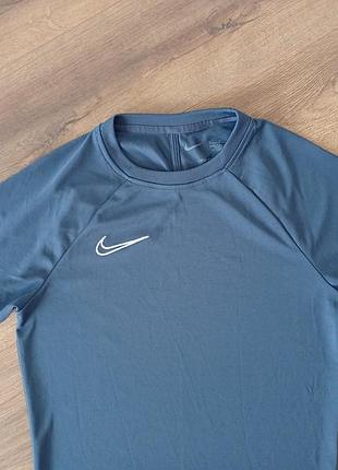 Брендова футболка nike. 4