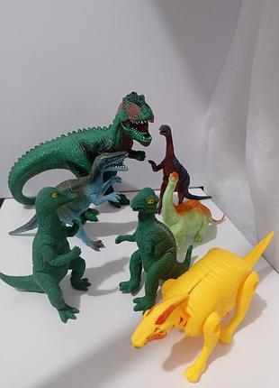 Игрушки динозавры