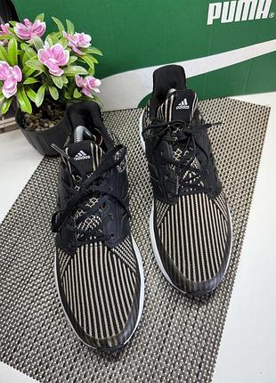Оригінальні кросівки adidas 4
