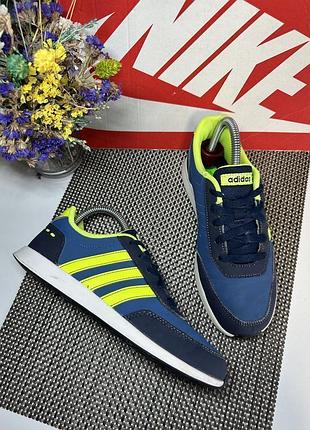Оригинальные кроссовки adidas