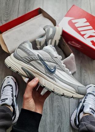 Nike initiator grey