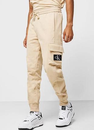 Спороивные штаны calvin klein
