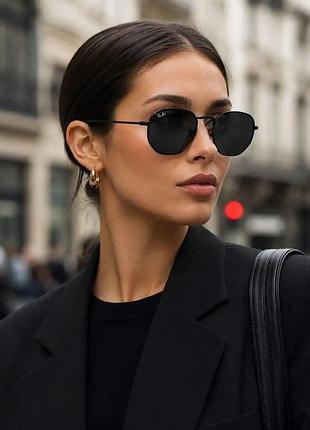 Оригінальні окуляри ray ban чорного кольору
