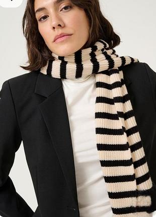 Шерстяной шарф из 100% шерсть lacoste