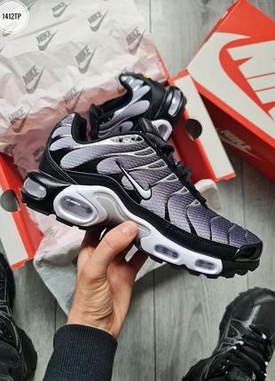 Nike air max plus black silver white