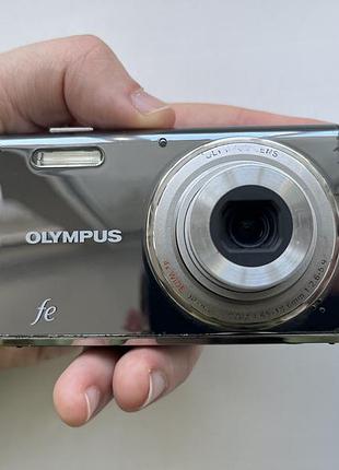 Винтажный фотоаппарат стильная камера 2000х olympus fe-4000 зеркальная