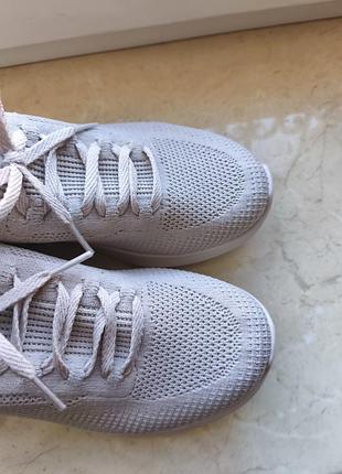 Оригінальні кросівки skechers 5