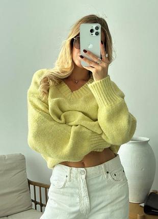 Светр жіночий 6
