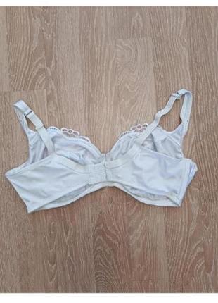 Шикарный,белый, мягкий бюстгальтер бренда naturally close без косточек. 6