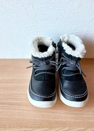 Отличные кожаные ботинки clarks 23 р. стелька 14,8 см.