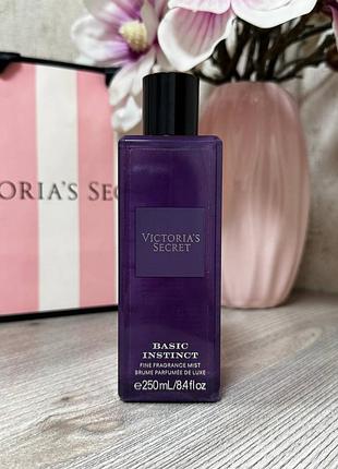 Парфюмированный спрей для тела victoria’s secret basic instinct fragrance mist