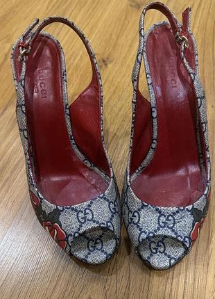 Туфлі жіночі gucci gg supreme rose