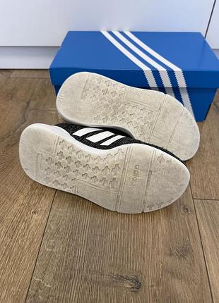 Кросівки adidas 33 розмір 9