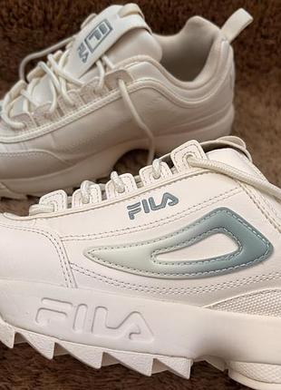 Кросівки жіночі fila disruptor 2 молочні, розмір 38,5 оригінальні, в дуже гарному стані