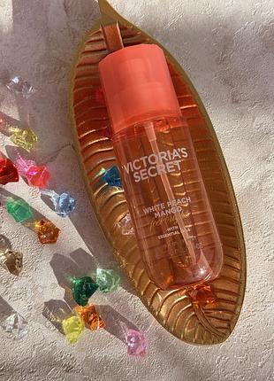 Парфумований cпрей для тіла та волосся victoria's secret white peach mango 236 мл