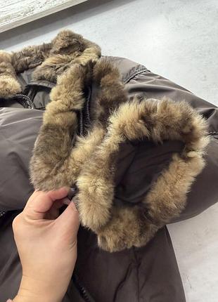 Куртка жіноча  пухова weekend max mara 7